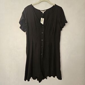 BB Dakota STEVE MADDEN Black Romper NWT Sz 10 Shorts Flutter Sleev